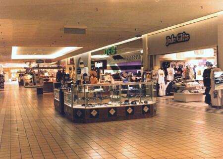 [Image: Mall corridor]